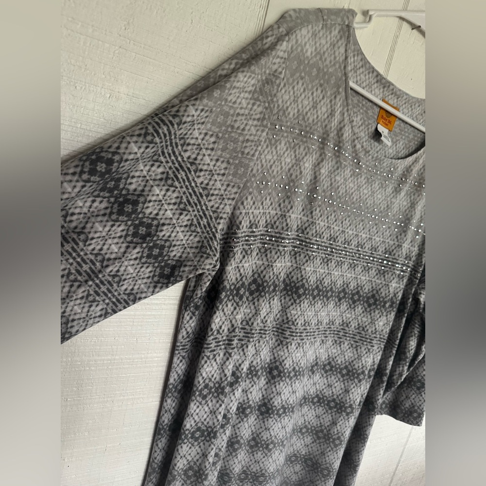 Ruby Rd. Gray Patterned Tunic Top - Picture 3 of 5